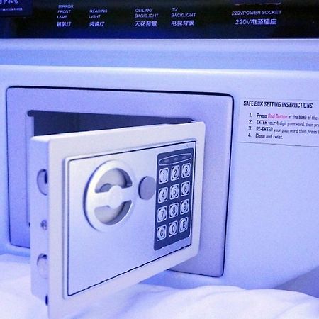 Time Capsule Hotel George Town Exterior foto